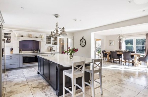 Dorking House | Stunning & tranquil. Heart of the Surrey Hills