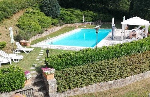 Bivio Lugnano Villa | Stunning Villa, Private Swimming Pool, Breathtaking Views, BBQ, AC, Sleeps 10