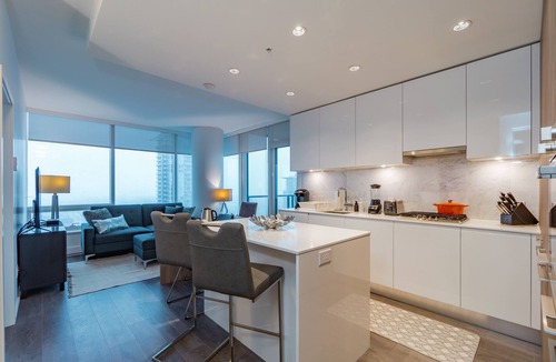 Burnaby Condo | Stunning View Luxury 2BR+Den Condo in Burnaby