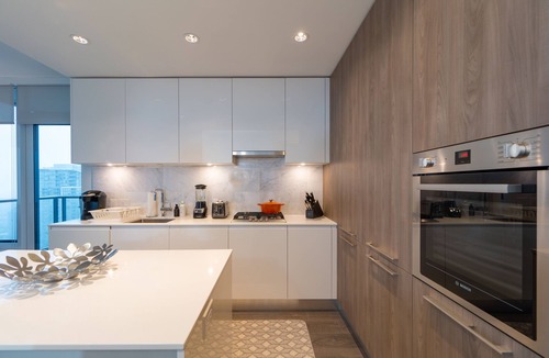 Burnaby Condo | Stunning View Luxury 2BR+Den Condo in Burnaby