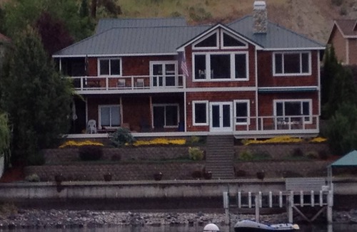 Helios Hills House | Stunning View/Waterfront Home on Lake Chelan, STR Permit 000366