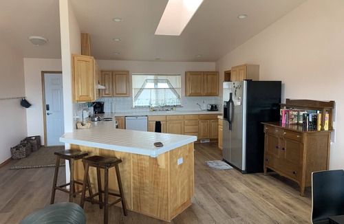 Diamond Point House | Stunning views, beach and hiking access, spacious