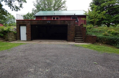 Conneaut House | Stunning views in a great location for hunting fishing or just vacation!