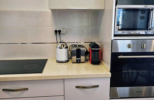 Eilat Apartment | Stunning Views Spacious Penthouse: 3 Bedrooms, 3 Bathroomsn