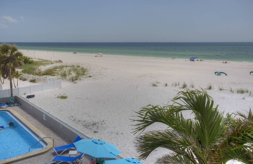 Treasure Island Condo | Stunning Views in this Beautifully Decorated Beachfront Studio with Private Balcony & Heated Pool