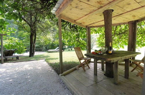 Cornuda Apartment | Stunning villa for 6 guests with sauna, WIFI, private pool and pets allowed