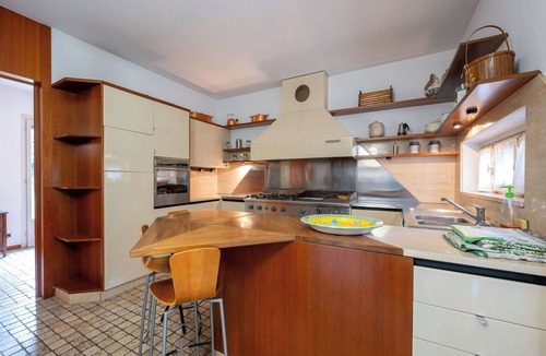 Cioccaro House | Stunning villa for 8 guests with WIFI, TV and pets allowed