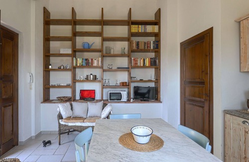 Poggiarello Villa | Stunning villa for 3 guests with WIFI, TV, terrace, pets allowed and panoramic view