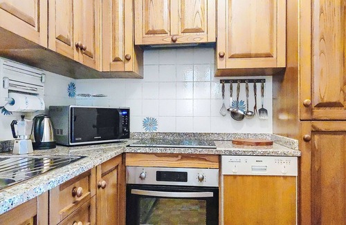 Naggio House | Stunning villa for 4 guests with WIFI, patio and pets allowed