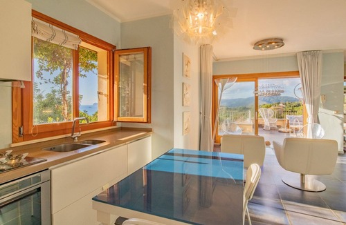 Capoliveri Villa | Stunning villa with sea view
