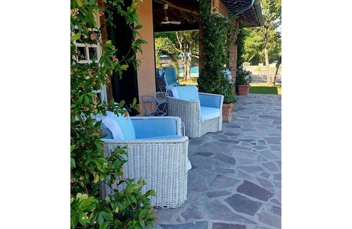 Fucecchio Villa | Stunning villa with private pool, WIFI, A/C, TV, veranda, pets allowed and panoramic view