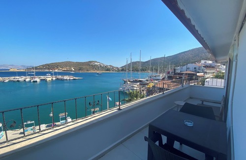 Datca City Center Apartment | Stunning Waterfront Holiday at Datça Marina