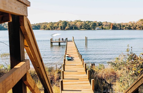 Weems House | Stunning waterfront on bluff with sauna, firepit!