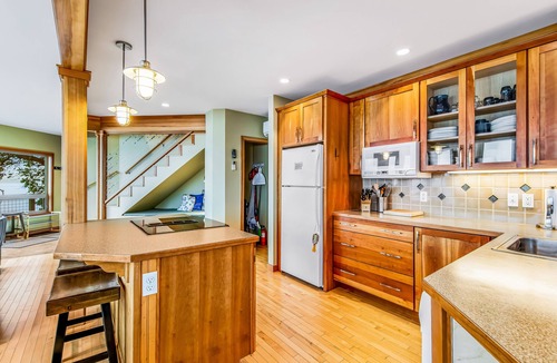 Matlock House | Stunning waterfront property with private beach, amazing views, and huge loft