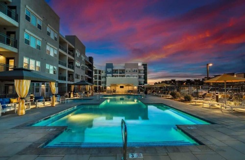 La Buena Vida Apartment | Stunning Westgate CozySuites by stadium with pool 7