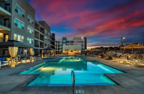 La Buena Vida Apartment | Stunning Westgate CozySuites by stadium with pool 8