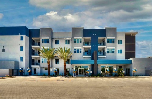 La Buena Vida Apartment | Stunning Westgate CozySuites by stadium with pool 12