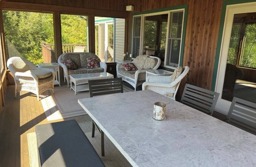Mirror Lake House | Stunning Winter Harbor Lake Winnipesaukee Vacation Home – Perfect Lakeside Retreat