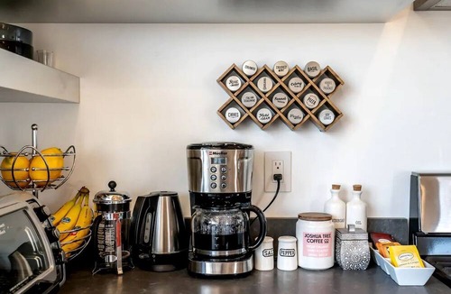 Yucca Valley Villa | Stunning Yucca Valley Rental with a Hot Tub for Glamping in California