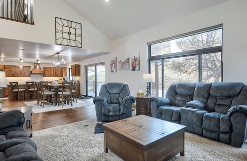 Spearfish House | Sturgis Motorcycle Rally Rental - 5 bedroom with garage