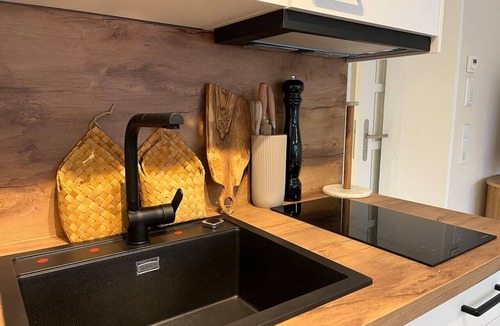 Universitat Apartment | Stuttgart Lux Living| Stylish Living in the Center