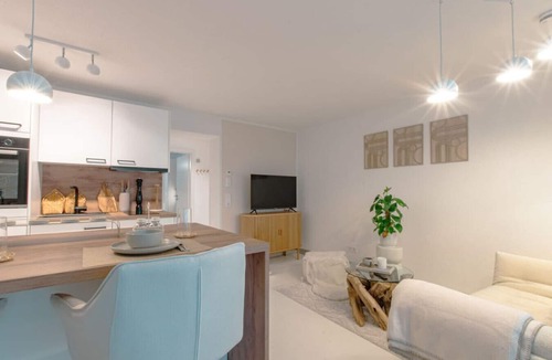 Universitat Apartment | Stuttgart Lux Living| Stylish Living in the Center