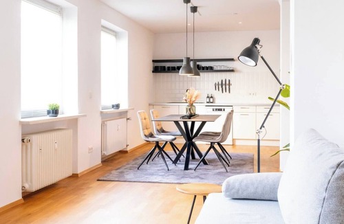 Memmingen Apartment | stycoz - Modern loft - 80 m2 - Kitchen - Parking