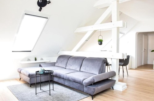 Percha Apartment | stycoz - Modernes Loft - 60 m2 - Küche - Parken