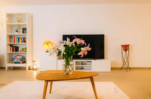 Neuhadern Apartment | Stylisches-Loft-Apartment mit Terrasse
