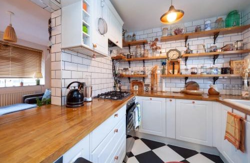 Homerton Apartment | Stylish 1 Bedroom Apartment in Hackney