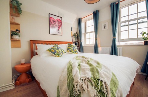 Finsbury Apartment | Stylish 1 Bedroom Apartment in the heart of Angel