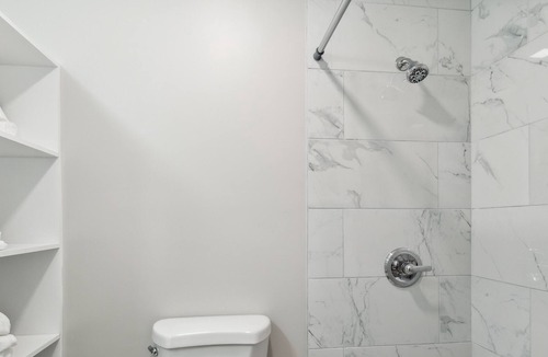 Hanover House | Stylish 1BD/1BA Duplex Centrally Located! Near BWI/NSA/FT Meade/BAL TO DC