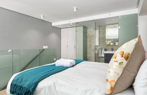 Bo'Kaap Apartment | Stylish 1Bed Secure Panoramic Mountain Views