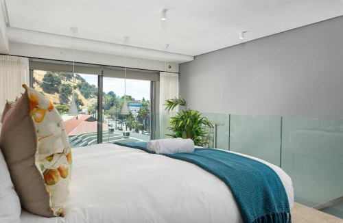 Bo'Kaap Apartment | Stylish 1Bed Secure Panoramic Mountain Views