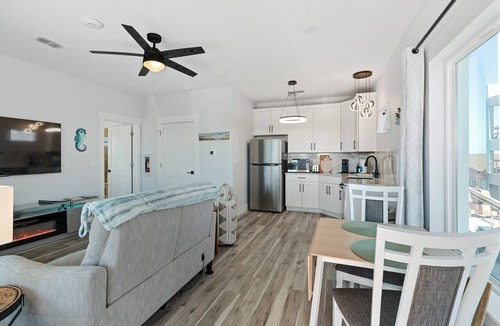 Flagler Beach Condo | Stylish 1BR Suite Near Ocean w/Elevated Views