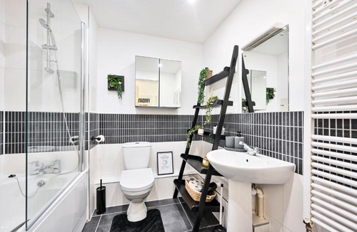 Shacklewell Apartment | Stylish 2Bed Flat Hackney London
