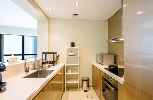 Business Bay Apartment | Stylish 2BR Paramount Apt | Near Downtown