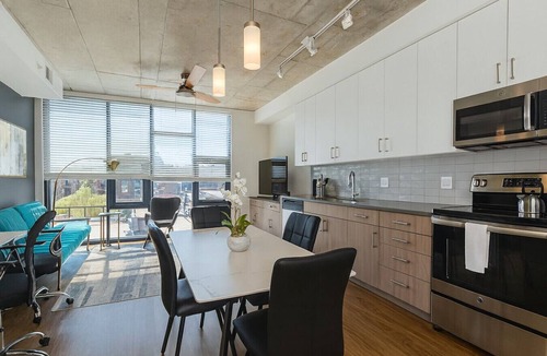 Five Points South Apartment | Stylish 2BR | Rooftop Views + Sky Lounge