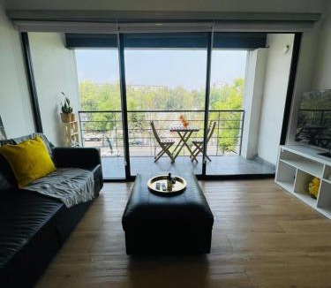 Downtown Mexico City Apartment | Stylish 2BR,sofá bed Reforma Prime Location