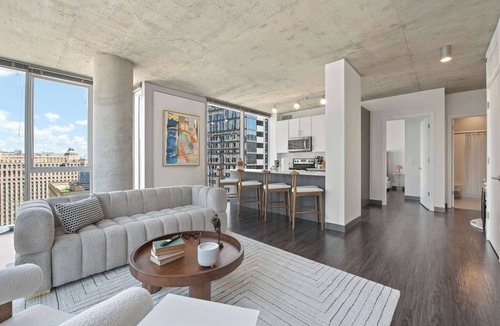 Downtown Chicago Apartment | Stylish 2BR with Skyline Views Near Riverwalk