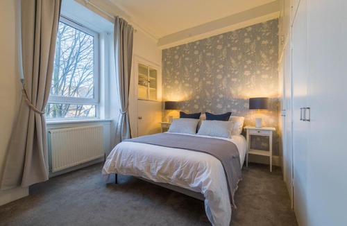 Leith Apartment | Stylish and Comfortable City Centre Apartment
