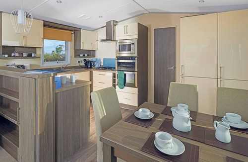 Looe House | Stylish and contemporary holiday home.