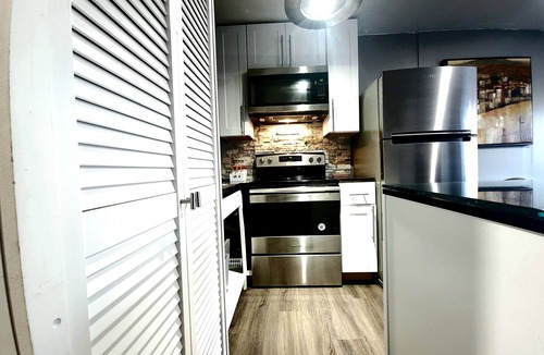 Beacon Apartment | Stylish and Pet-Friendly Apartment in Beacon
