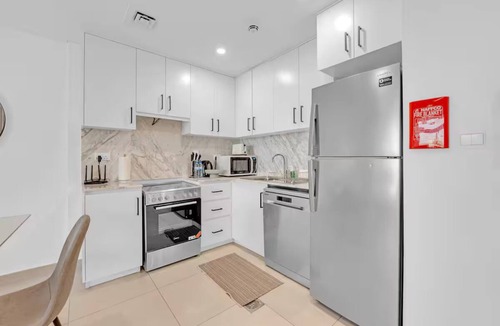 Umm Suqeim 3 Apartment | Stylish and Spacious 1BR in Dubai-Jumeira Beach Side Apartments