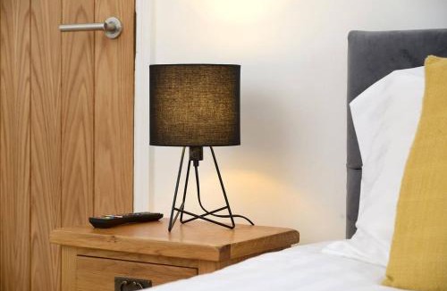 Southampton House | Stylish and spacious Southampton stay