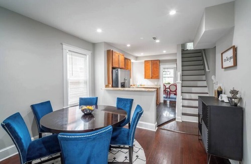 Brookland House | Stylish And Spacious Cozy Retreat Central Location