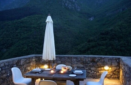 Castelbianco Apartment | Stylish apartments in the heart of the medieval village of Colletta
