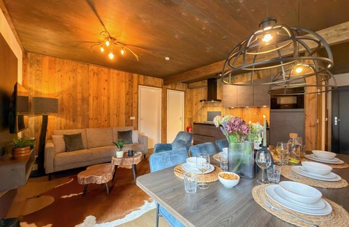 Afritz am See Apartment | Stylish apartment with mountain views by a lake