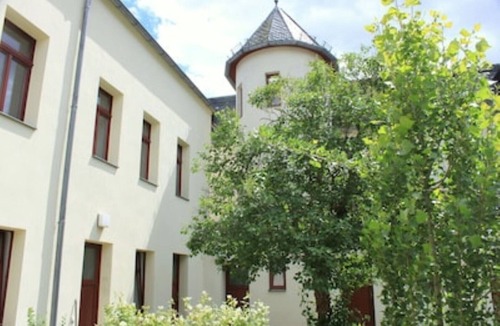 Weisser Hirsch Condo | Stylish apartment on the Weißer Hirsch with its own roof terrace