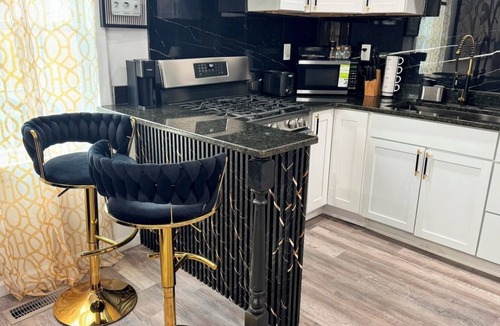 Duryea Apartment | Stylish apartment within walking distance to everything